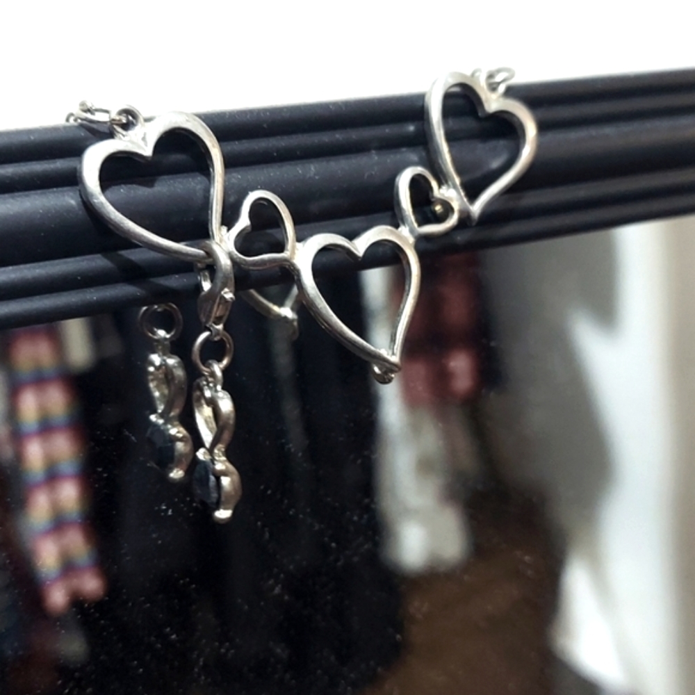 Hearts silver necklace  💕